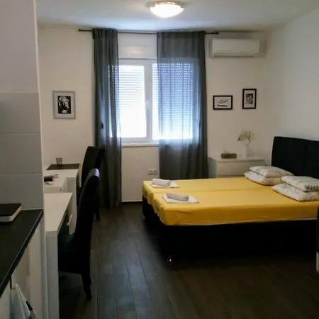 Studio Center * Mostar
