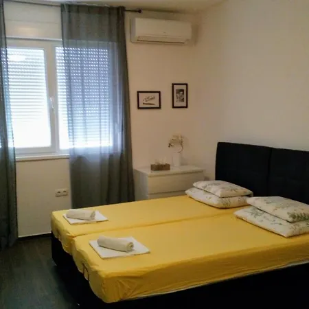 Studio Center
